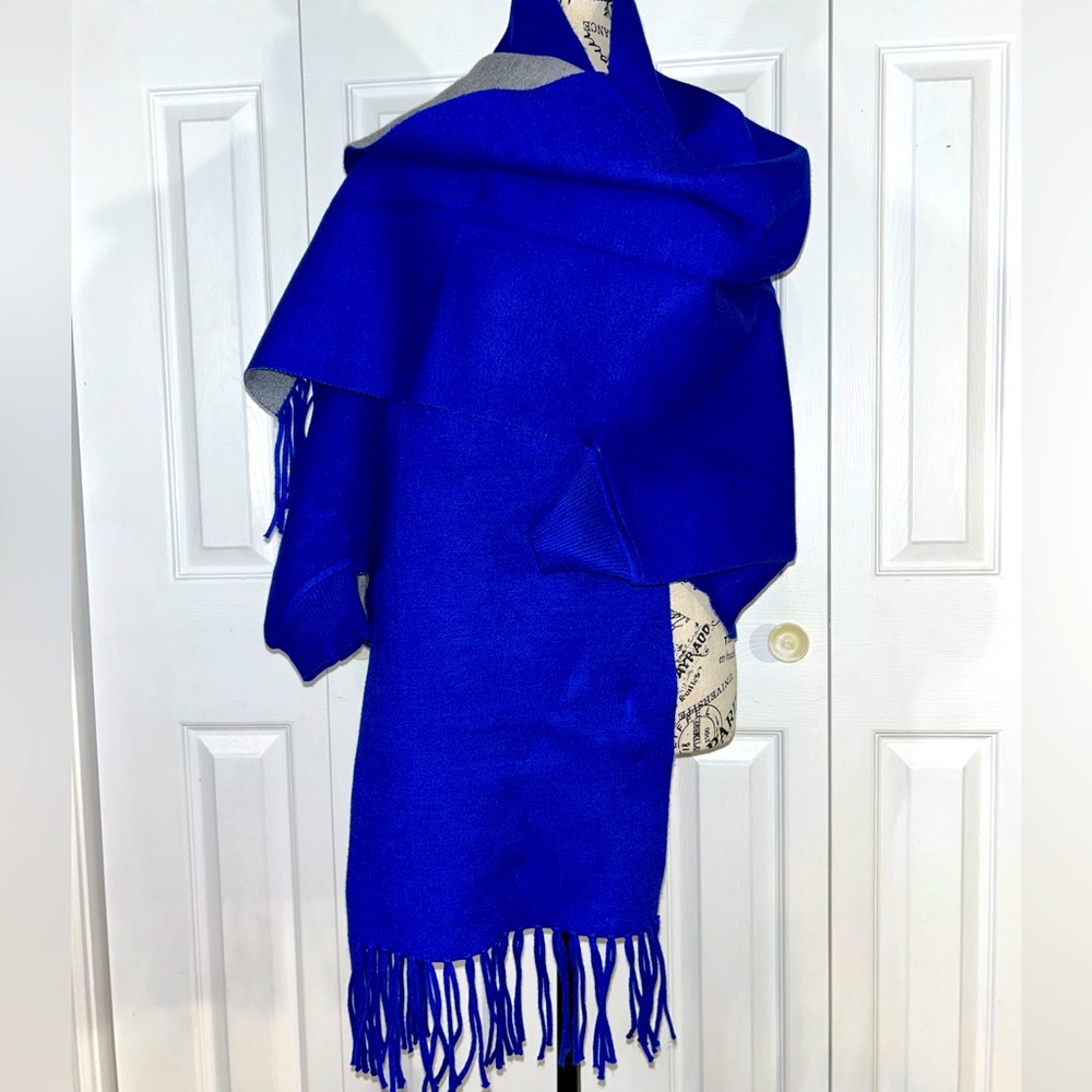 NWOT Poncho